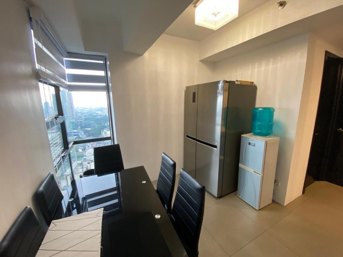 Penthouse Suite At Porto Vita Towers In Cubao Quezon City Manila Esterno foto