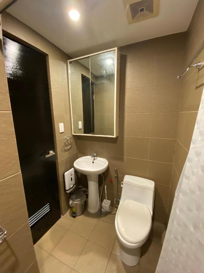 Penthouse Suite At Porto Vita Towers In Cubao Quezon City Manila Esterno foto