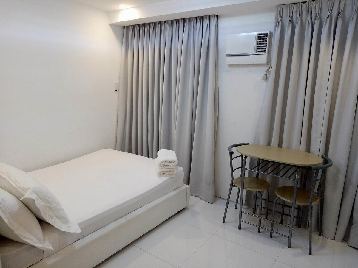 Penthouse Suite At Porto Vita Towers In Cubao Quezon City Manila Esterno foto